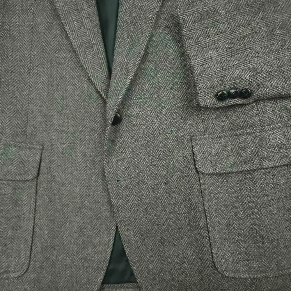 Vtg 70s Ivy Style Patch Pocket Tweed Jacket Mens 40R Wool Herringbone USA Gray